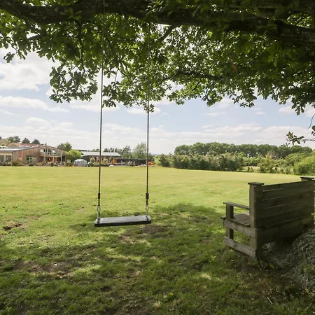 Under The Oak Tree Shepherd's Hut *