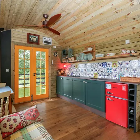 Vakantiehuis Under The Oak Tree Shepherd's Hut Bristol